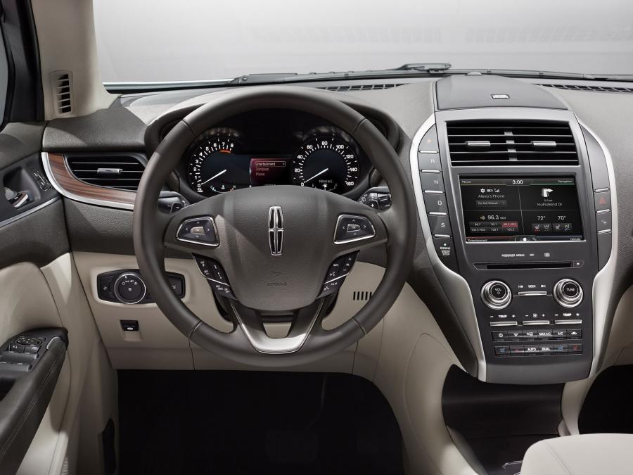  Lincoln MKC 2014 года  (фото 12 из 33)